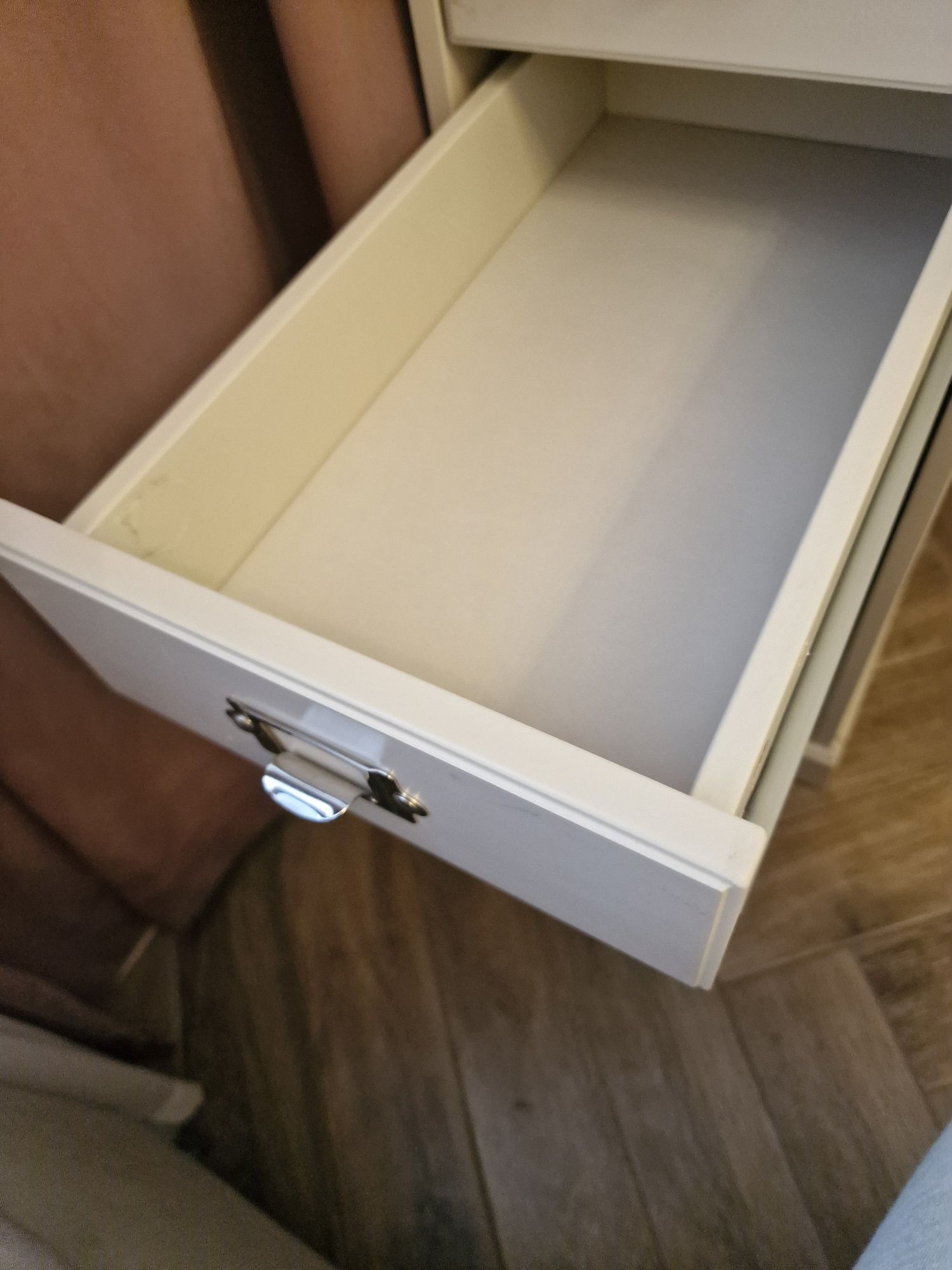 Piękne biurko IKEA w b.dobrym stanie - szare