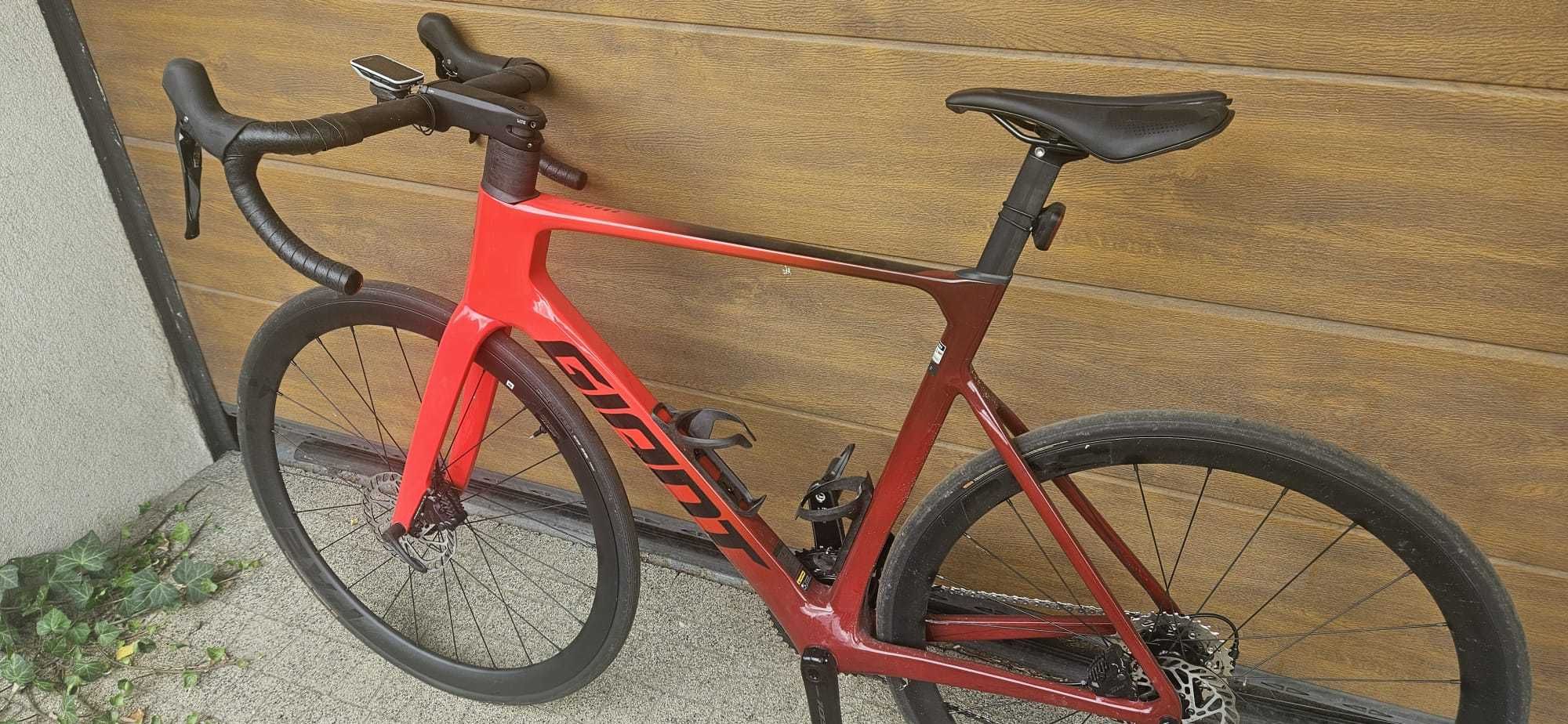 Rower szosowy GIANT Propel Advanced 2 - 2024, pomiar mocy - rozmiar ML