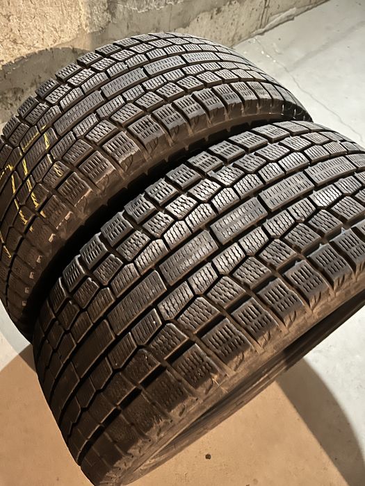 Рещина зимова Yokohama 235/50/R18 (пара)