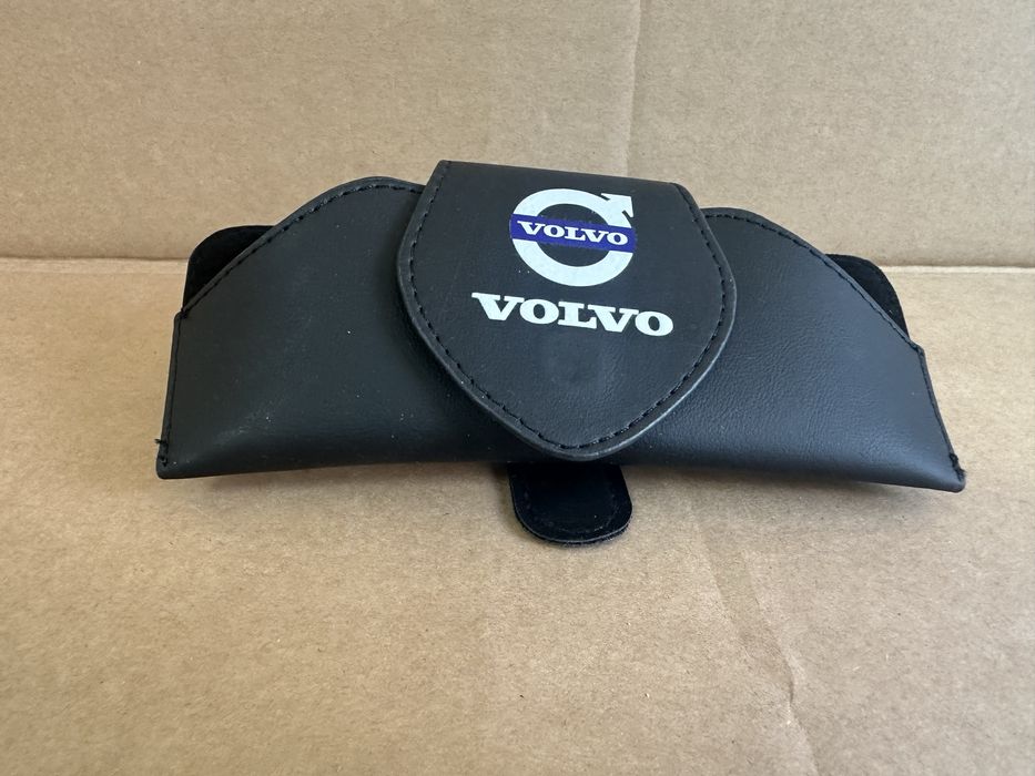 Футляр Volvo (брендовий)– для окулярів чи аксесуарів