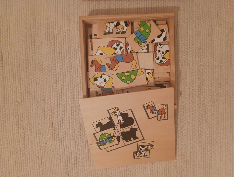 4 Jogos Didáticos em Madeira usados em Muito Bom Estado Valor Unit.