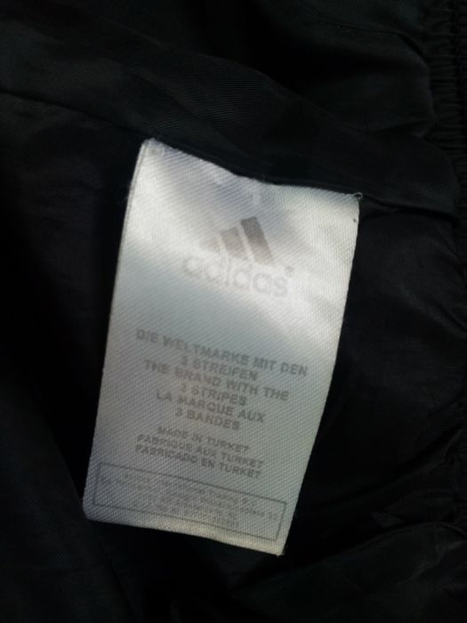 Куртка adidas для підлітка