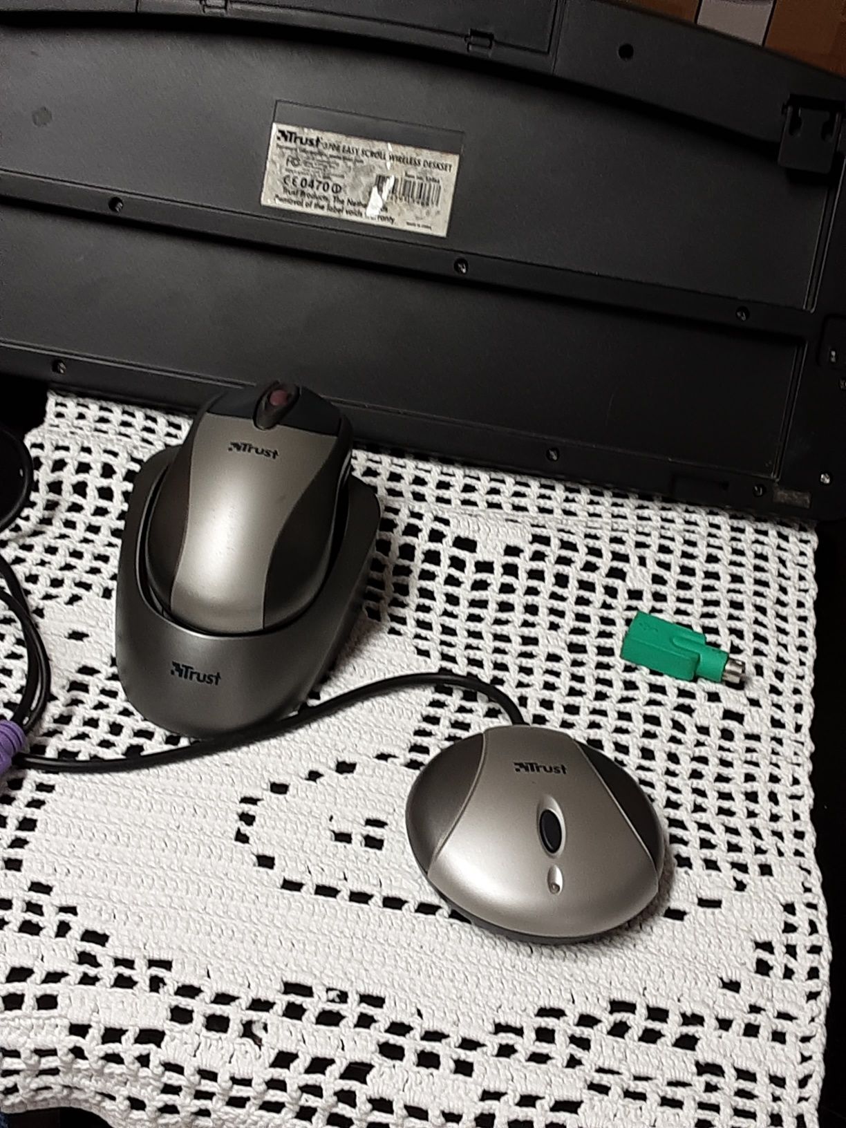 Teclado  sem fios com rato sem fios completo