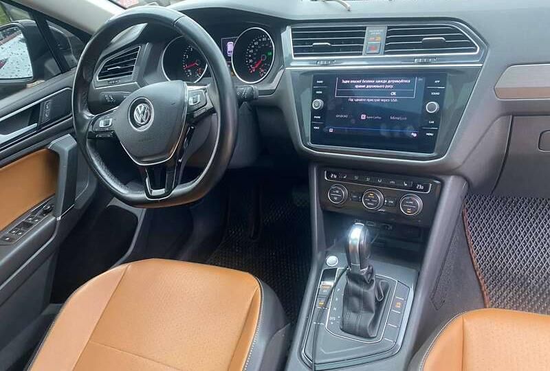 Volkswagen  Tiguan 2017 SE