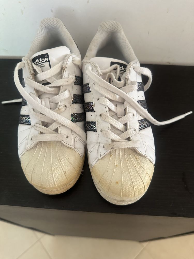 Vendo ténis adidas