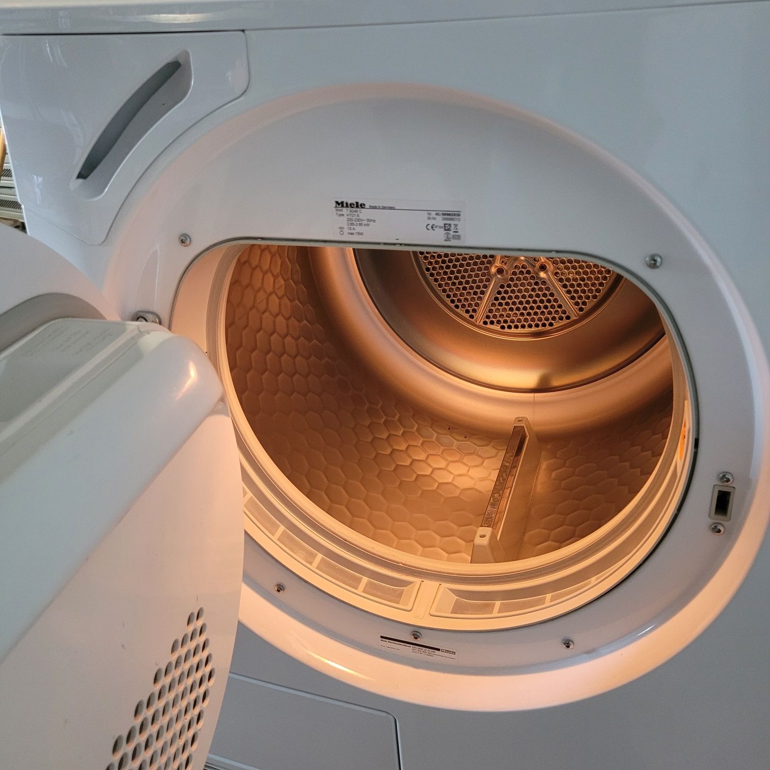 Suszarka Miele T9246c