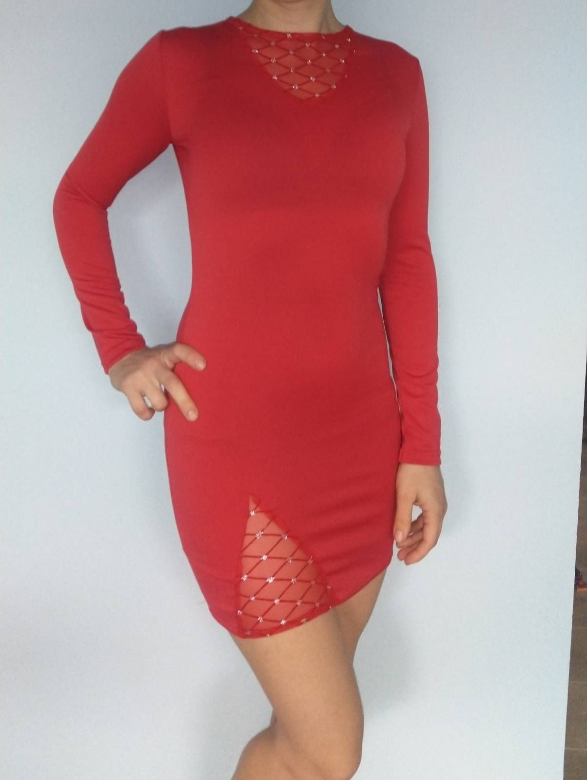 Платье красное вечернее