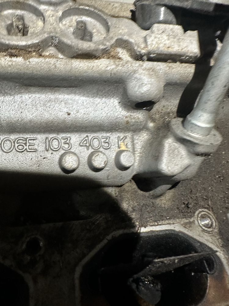 ГБЦ головка блока 3.0 TFSI 3.0 TSI Audi Q7 4L CJW