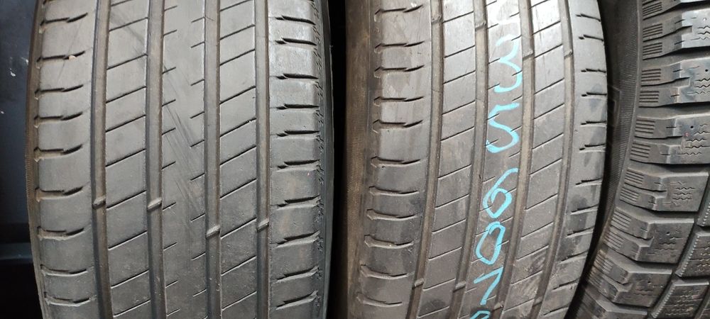 Pneus 235/60/18 seminovos