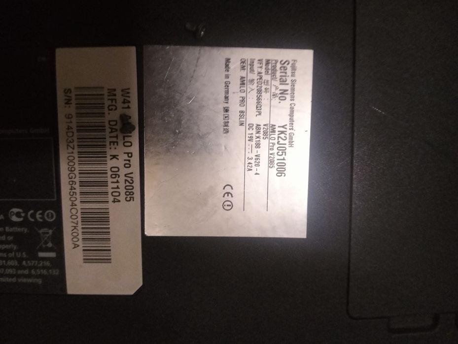 Fujitsu Siemens Amilo Pro v2085