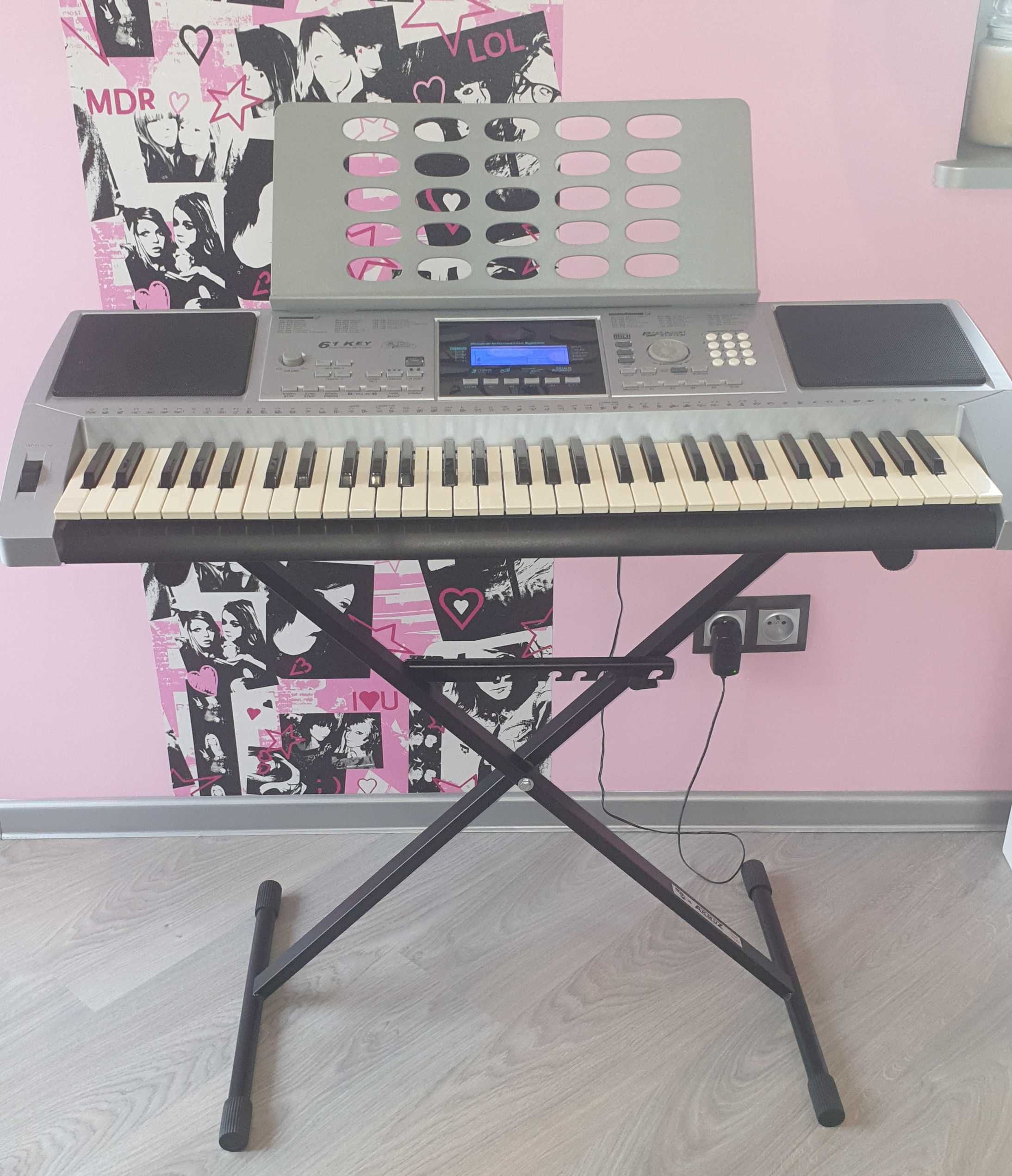 Keyboard LP6210C + statyw Akmuz