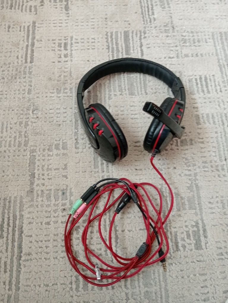 Auscoltadores gamers , marca skorpion