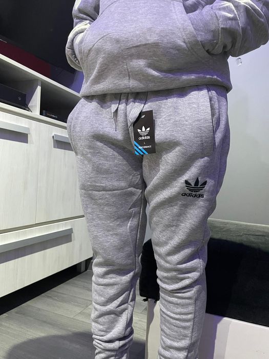 Komplet dresowy męski rozmiar M