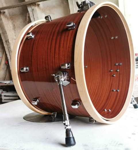 Centrala Stopa Perkusja bass drum Keller Dw 22x16 z pokrowcem.