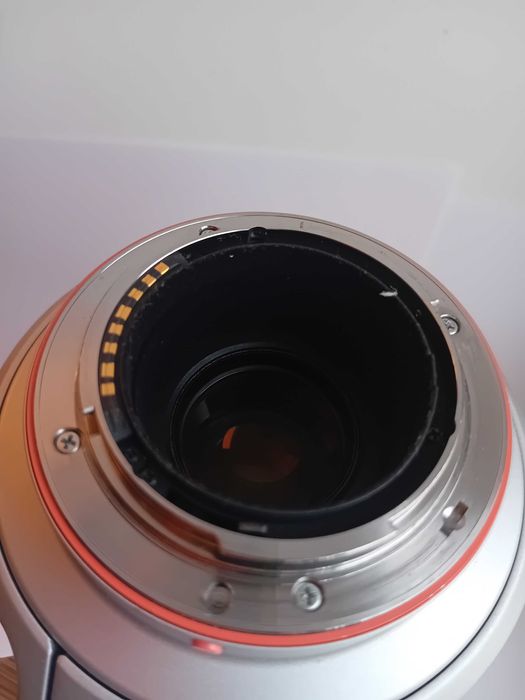 Objectiva Sony 70-400 f4-5.6 para Sony A-Mount.