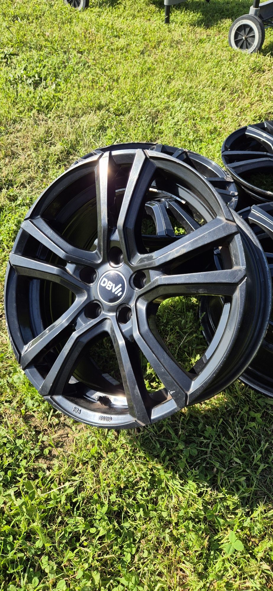 Alufelgi czarne DBV 17' 5x112 Audi Mercedes Volkswagen Skoda