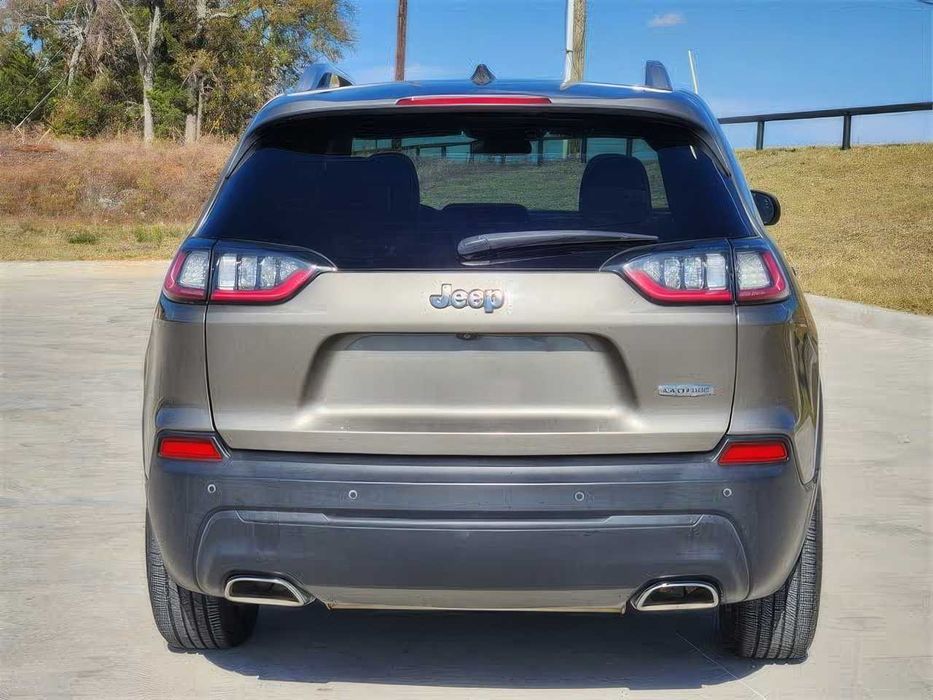 Jeep Cherokee Latitude Plus      2019