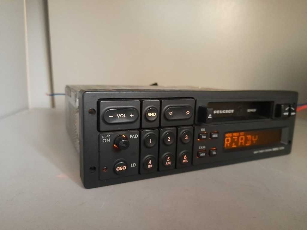 Radio Peugeot Clarion Pu-9833a RDS 205 / 309 / 405