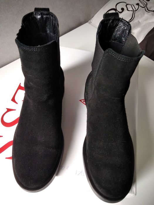 Sztyblety damskie GUESS - FLMOR3 LEA10 czarne roz. 35