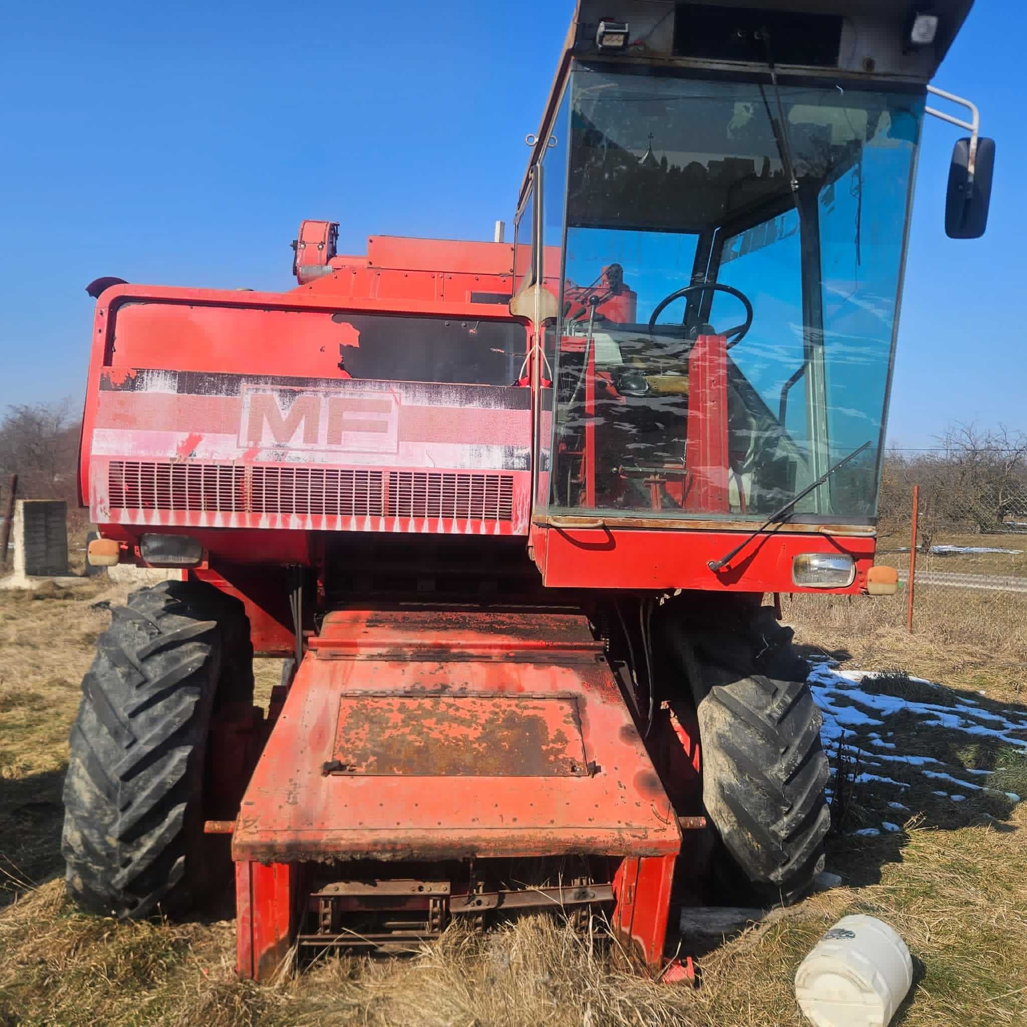 Комбайн Massey-Ferguson S-A