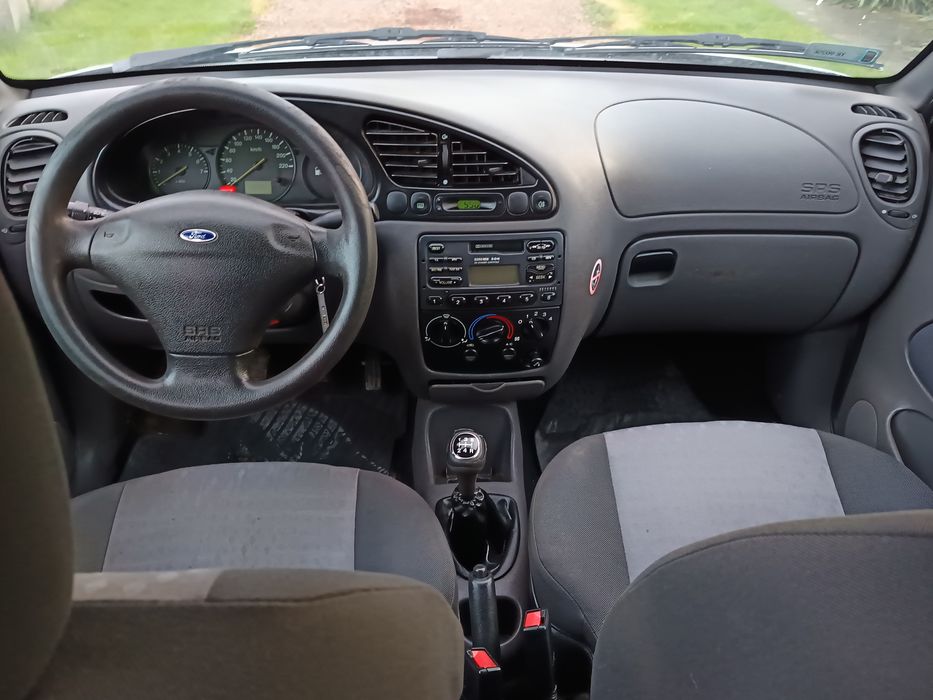 Ford Fiesta 1.8TD Super stan! Klimatyzacja ! El szyby! Doinwestowana !