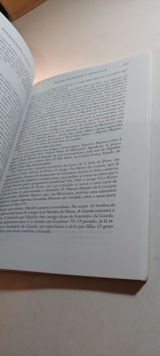Entre Filosofia e Teologia - Pinharanda Gomes (1992)