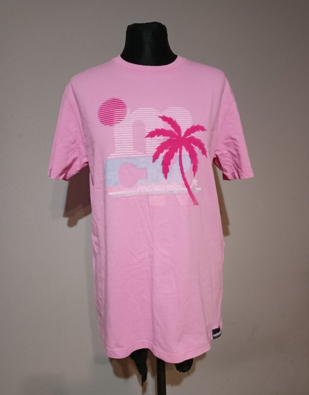 100% bawełna, męska koszulka, t-shirt rozmiar M, stan bardzo dobry.