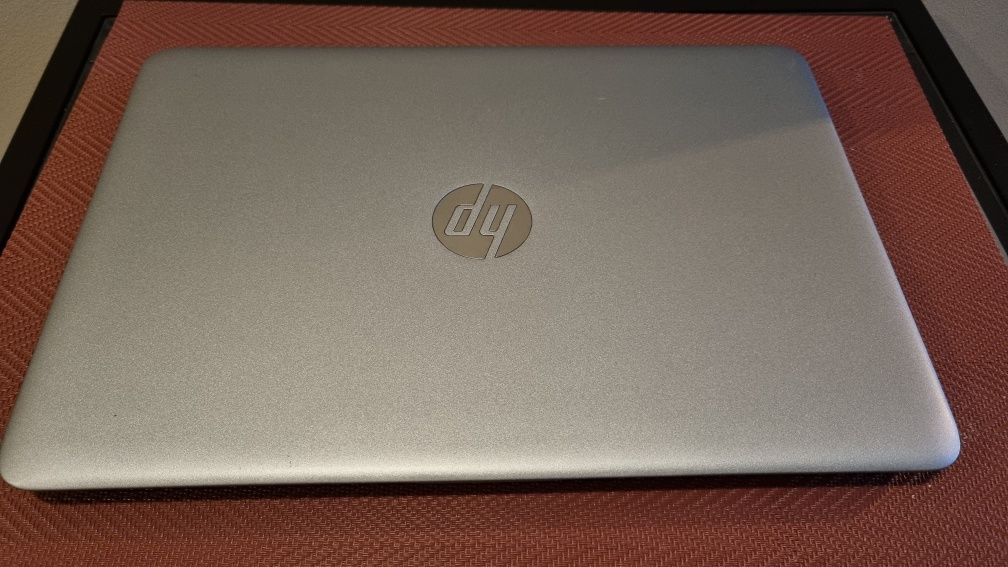 HP Elitebook 840 G3 i5/8GB ram/SSD256GB