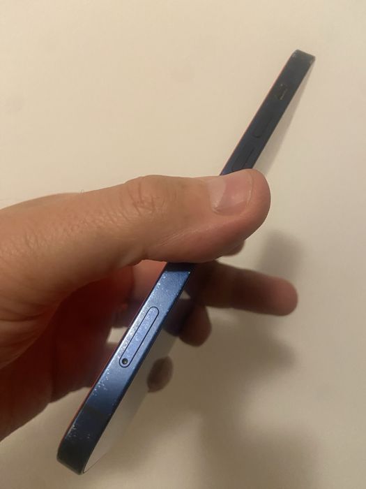 Iphone 12 com bateria a 86%