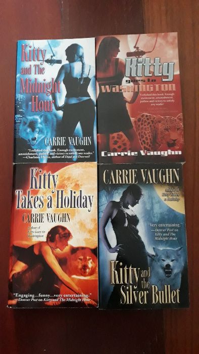 Carrie Vaughn - livros ingles