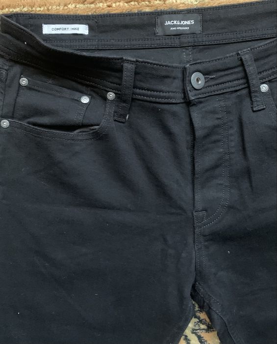 Штани “river island” (34), та  джинси “Jack & Jones” (32)