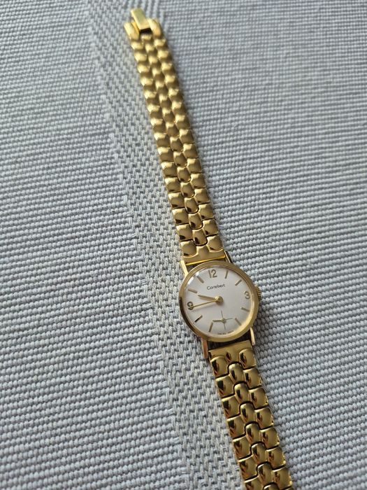 Piekny stary zegarek mechaniczny Cortébert