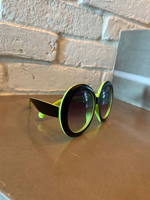 Okulary przeciwsłoneczne „muchy”