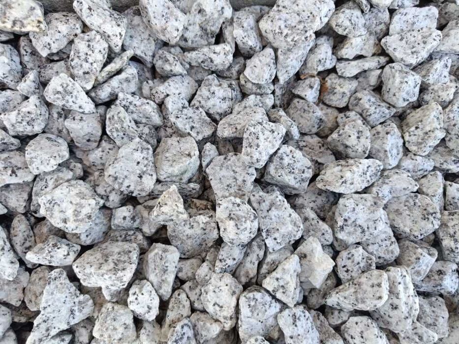 Kamień ozdobny granit kamyk granitowy dalmatyńczyk 1-gat.  16-22 mm