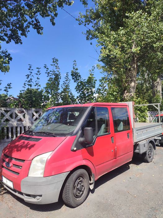 Na sprzedaż samochód dostawczy Ford Transit 2006 r.