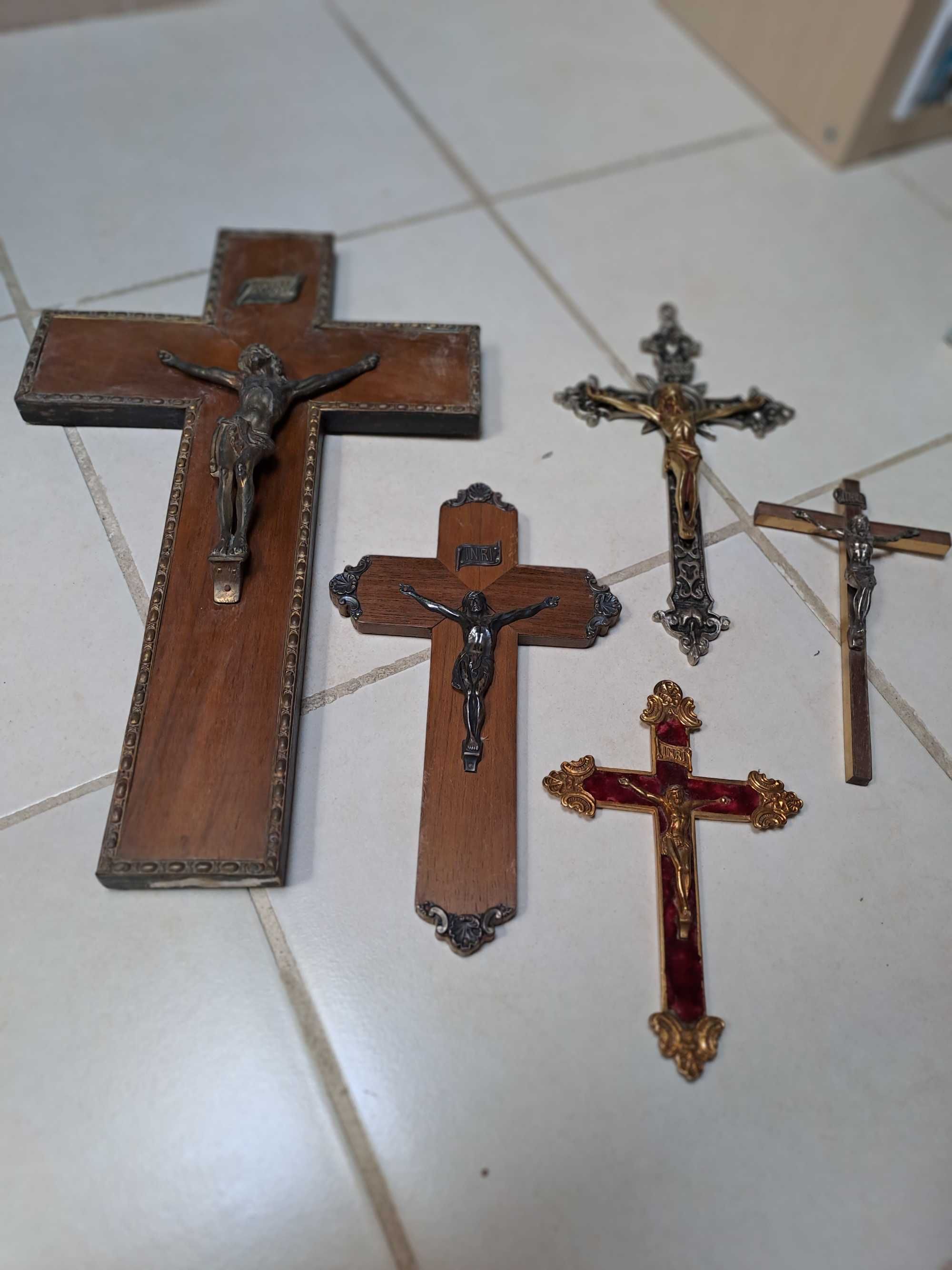 Conjunto de crucifixos Antigos!