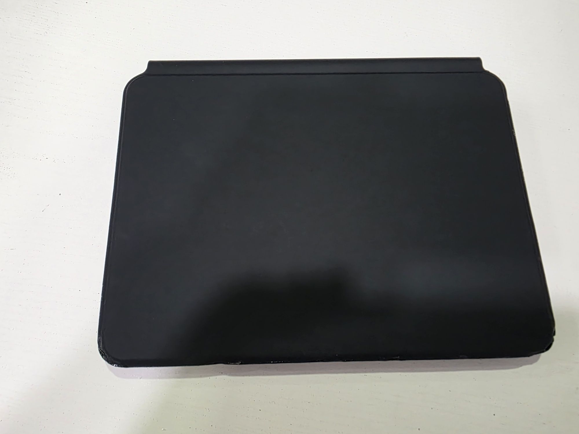 Capa Teclado iPad Pro 11 / Air 10.9 Logitech Slim