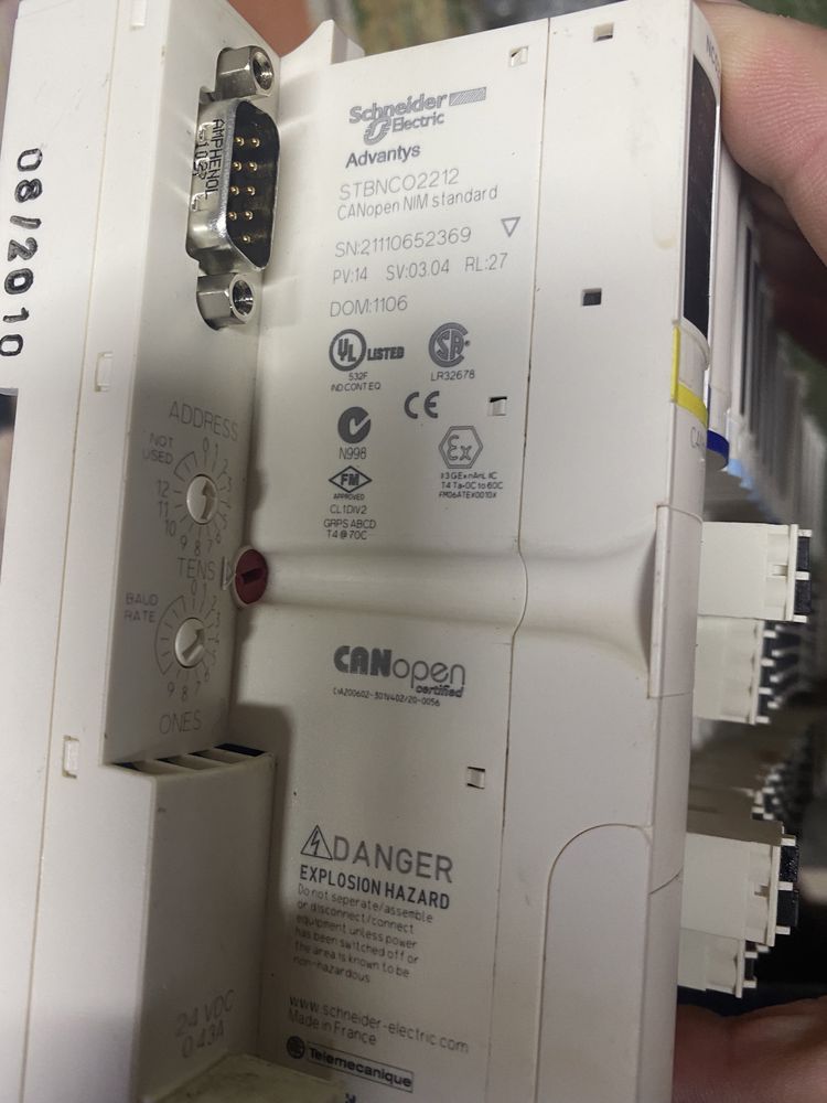 Блок сбора аналоговых сигналов и управления CPU PLC Schneider electric