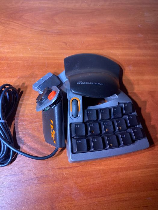 Продам Belkin Nostromo n52te Gaming Pad