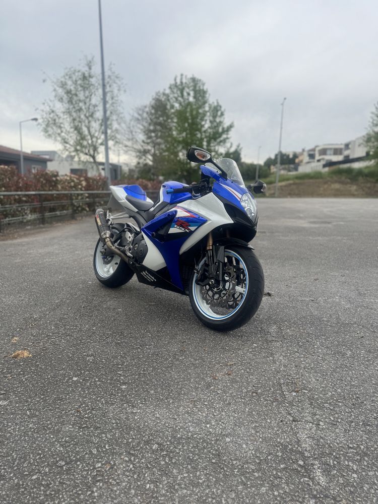 Suzuki gsxr 1000 k8