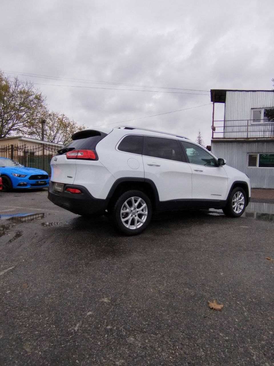 Jeep Cherokee LATITUDE , 2015 року. 2.4 бензин. Джип Чероки