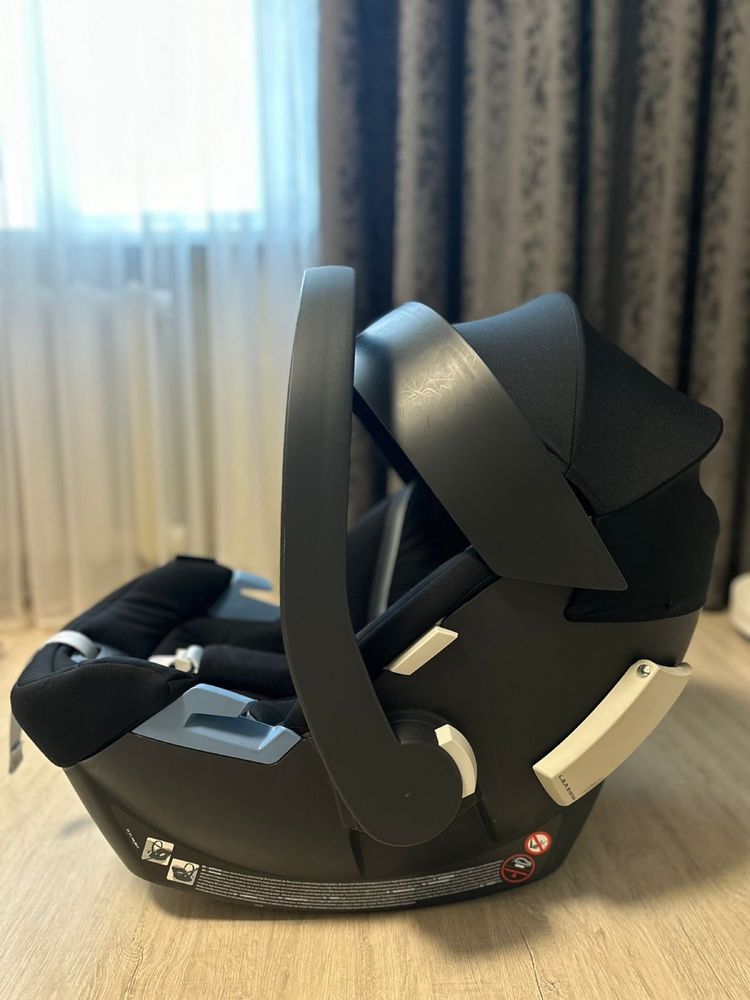 Продам автокрісло Cybex