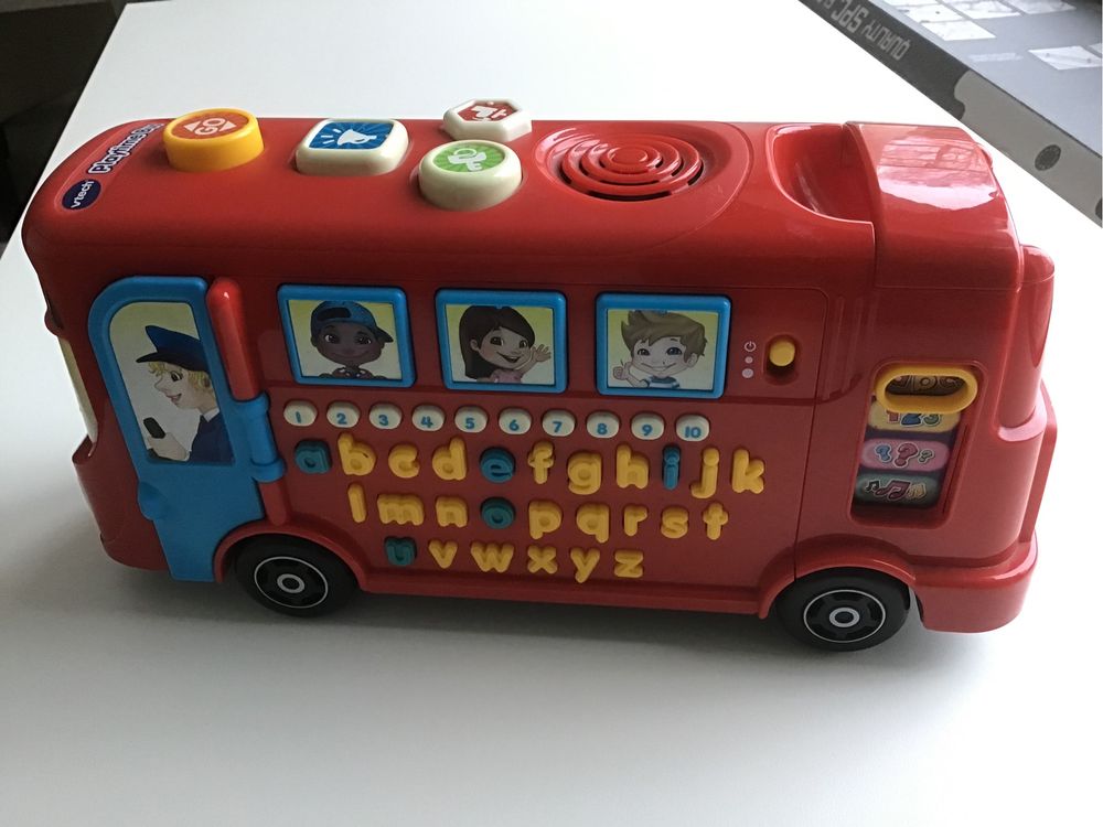 Interaktywny autobus firmy VTech Playtime wersja angielska.