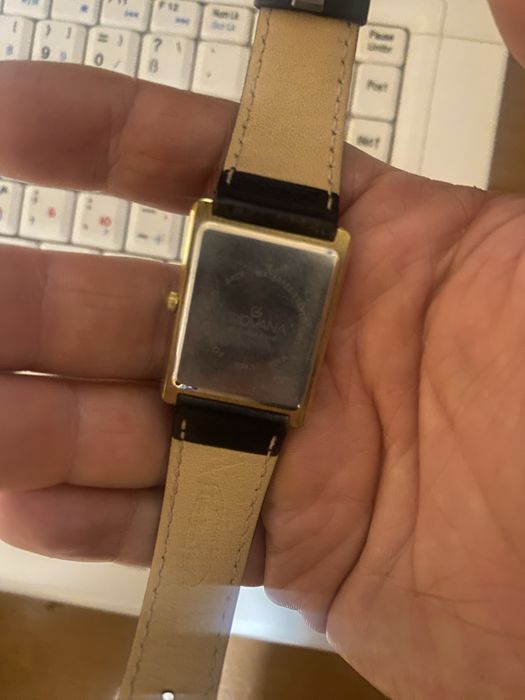 Швецарський годинник Grovana