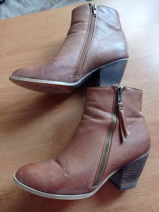 Buty kowbojki brązowe