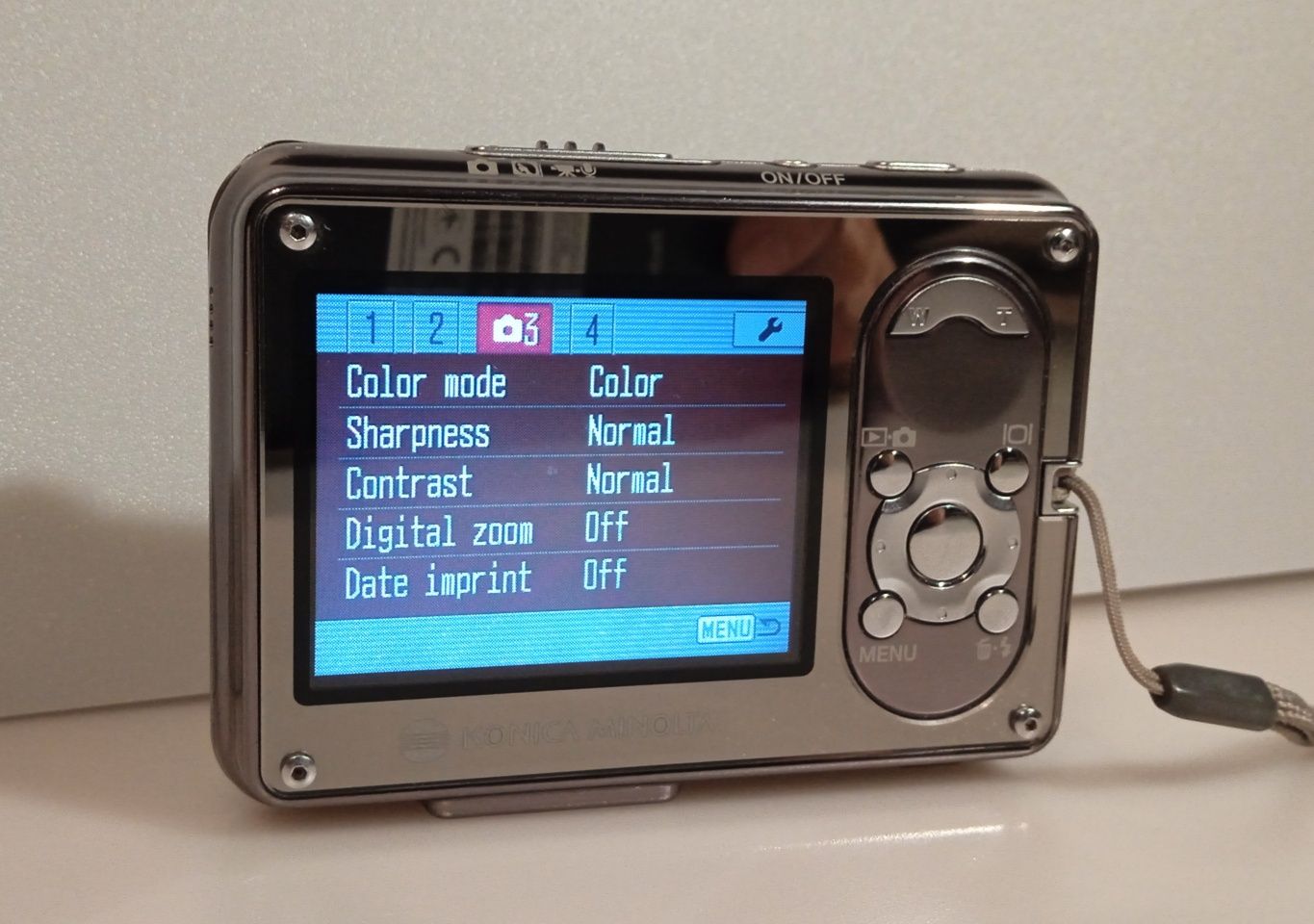 Konica Minolta Dimage X1