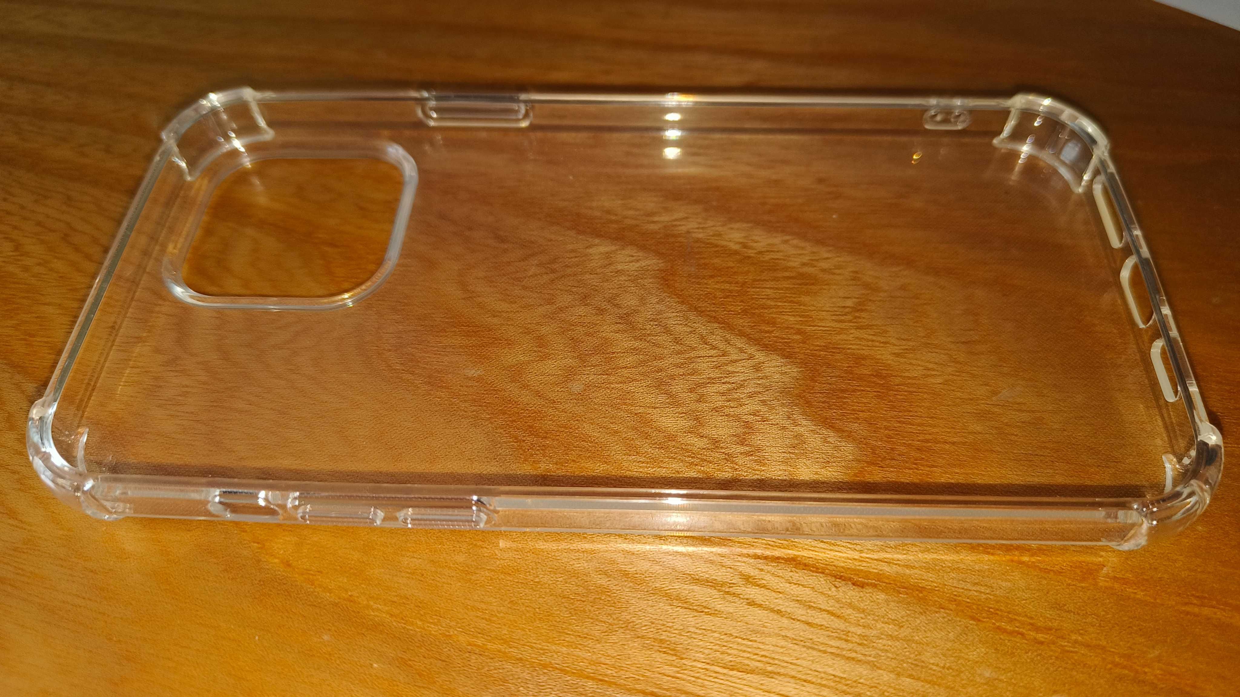 Etui do Apple iPhone 13 Pro max jak nowe