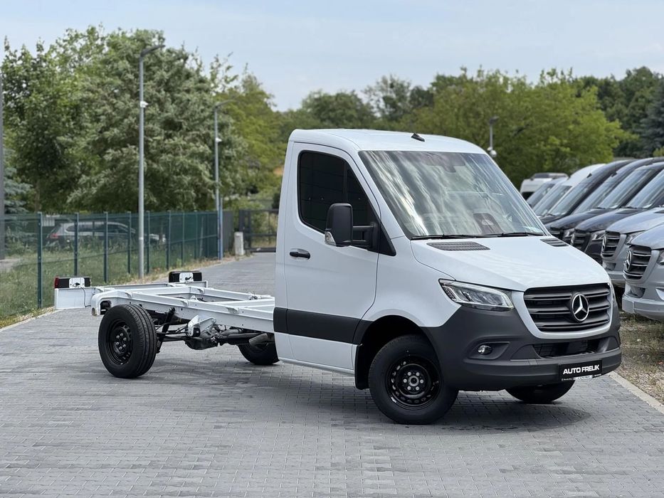 Mercedes-Benz Sprinter  Sprinter Rama 317 (170 KM) średni 3665mm Facelift PRO LED