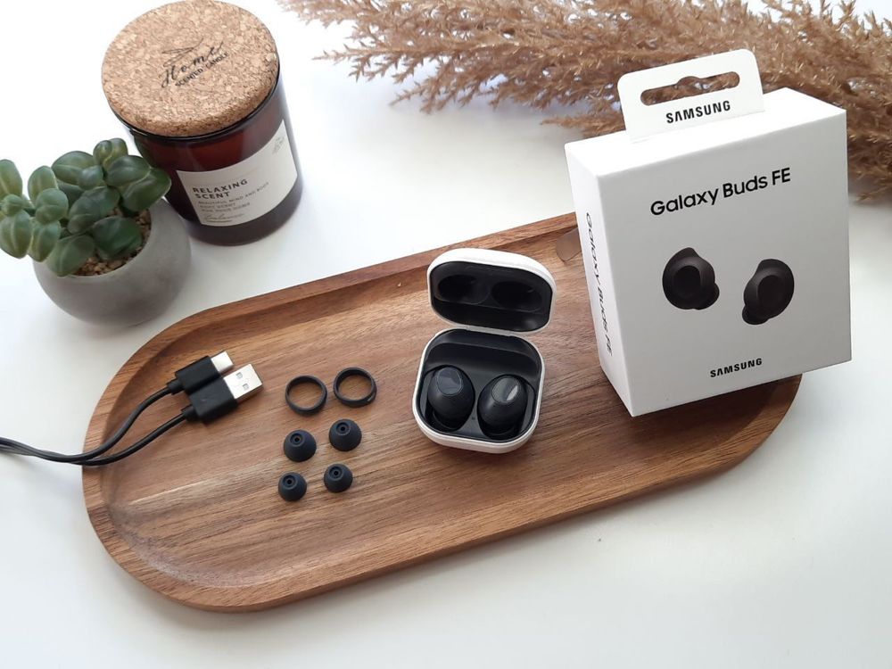 Bluetooth навушники Samsung Galaxy Buds FE Graphite