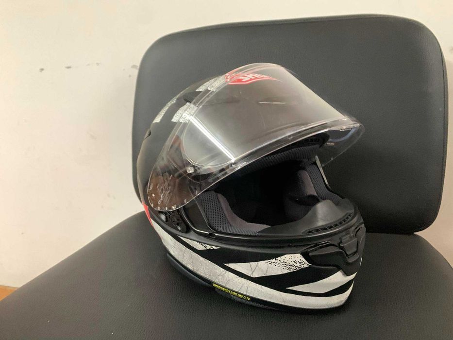Capacete SHOEI NXR2
